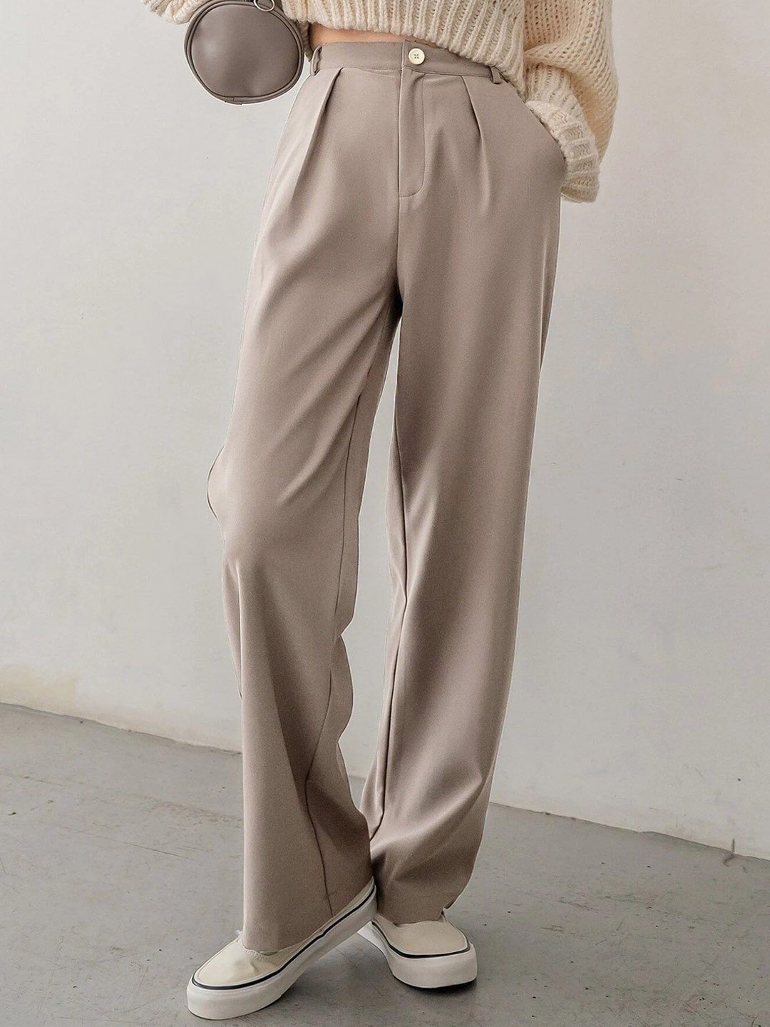 

Chemistry Women High-Rise Wide Leg Trousers, Cream