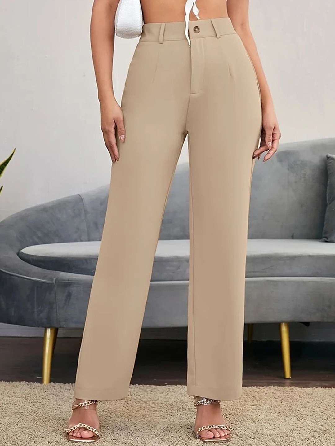 

Chemistry Women Relaxed Loose Fit High-Rise Trousers, Beige