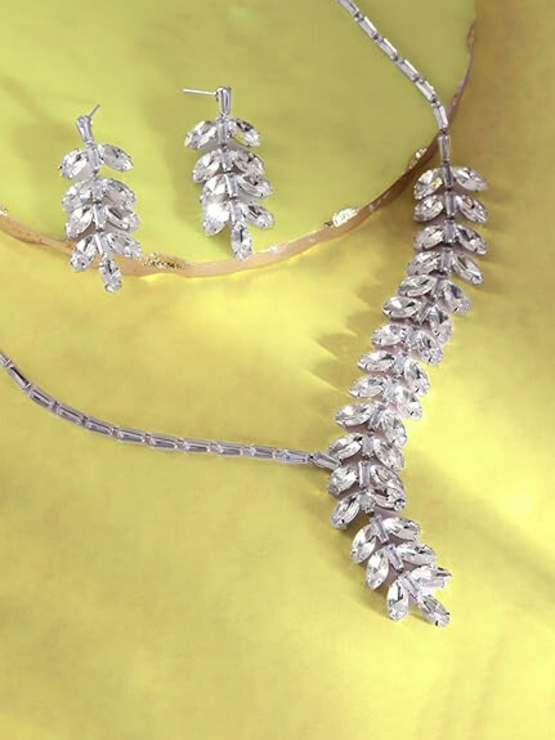 

ORANGENYSHA Rhodium-Plated American Diamond-Studded Jewellery Set, Silver