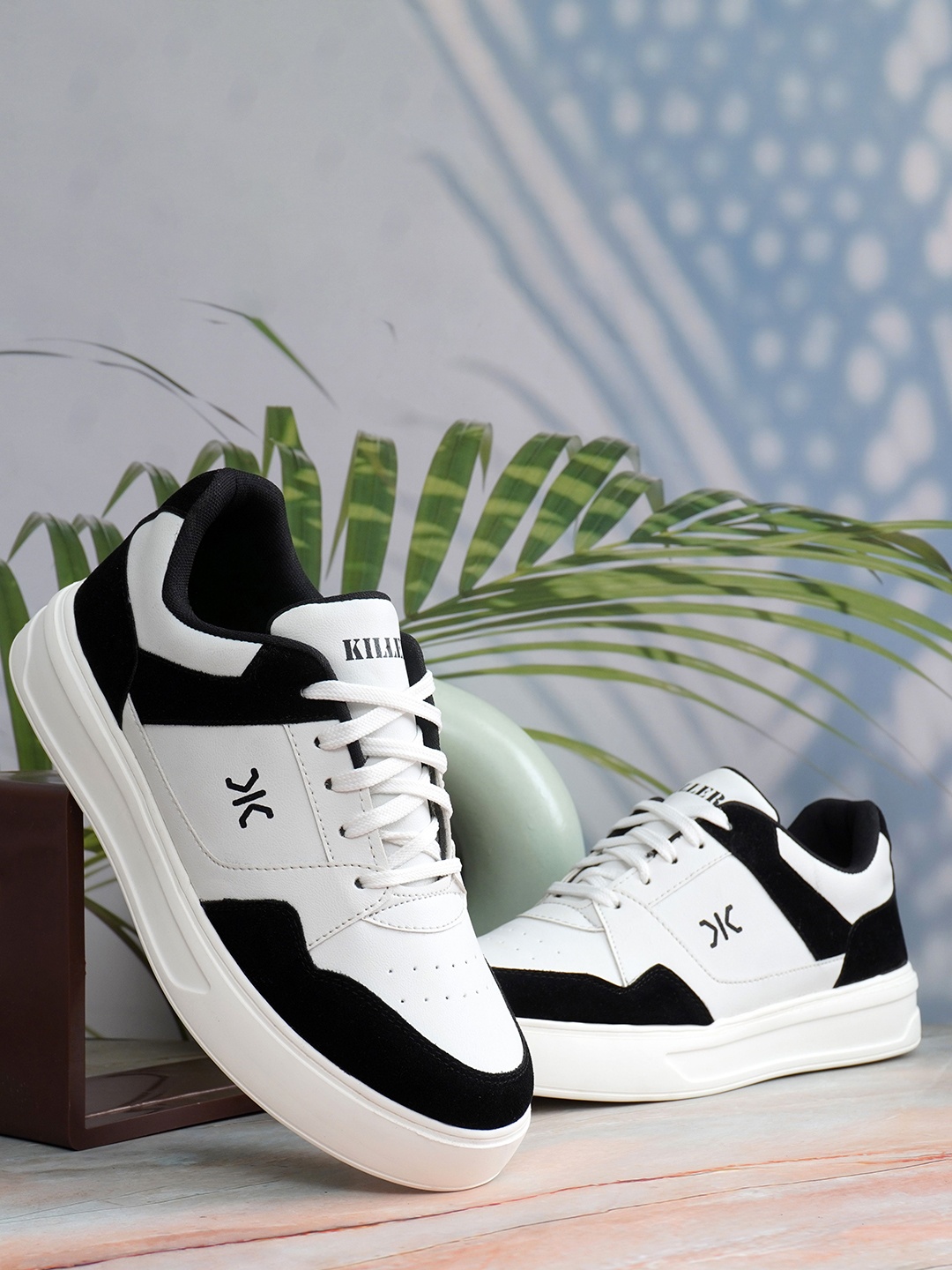 

Killer Men Colourblocked Sneakers, Black