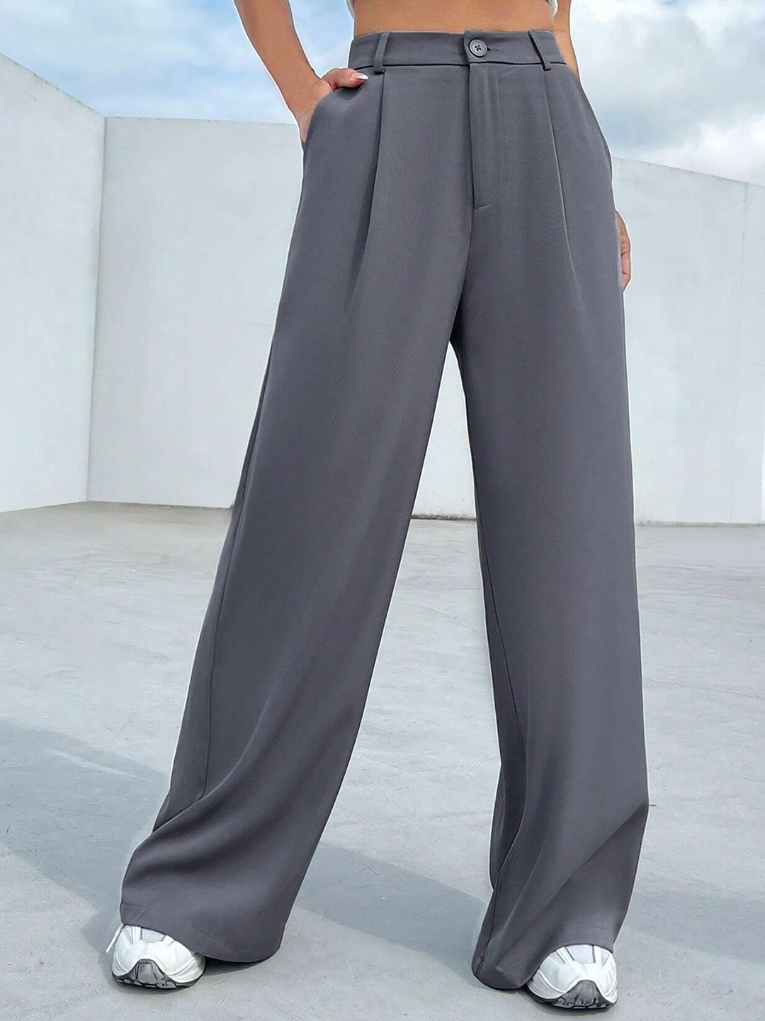 

Chemistry Women High-Rise Wide Leg Trousers, Grey