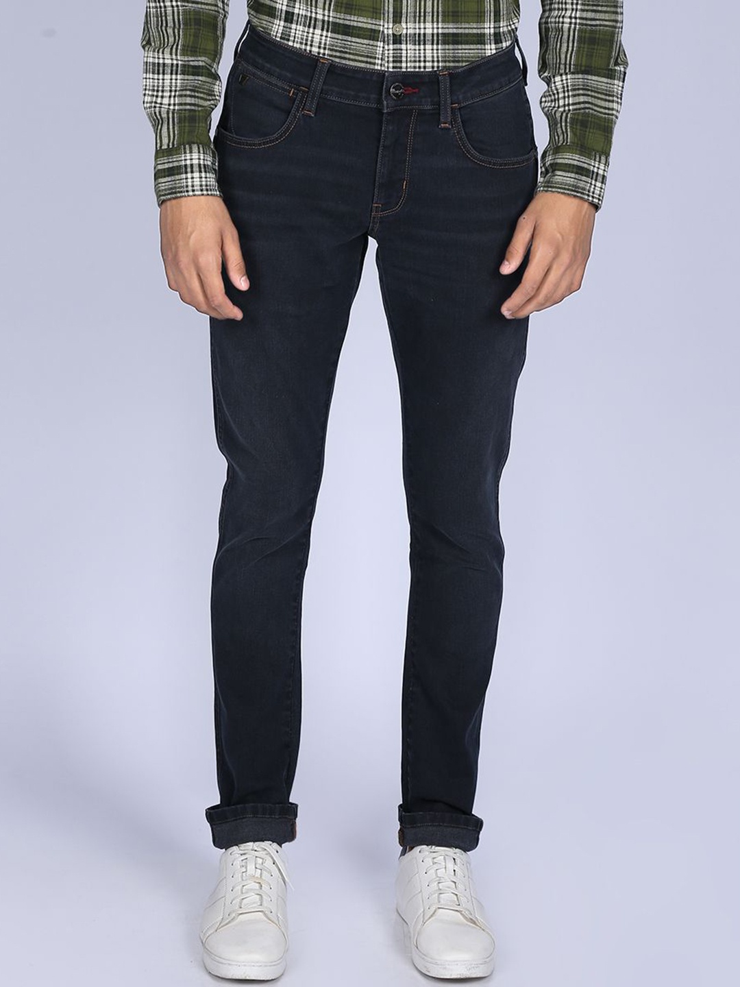 

Wrangler Men Vegas Skinny Fit Low-Rise Light Fade Stretchable Jeans, Blue