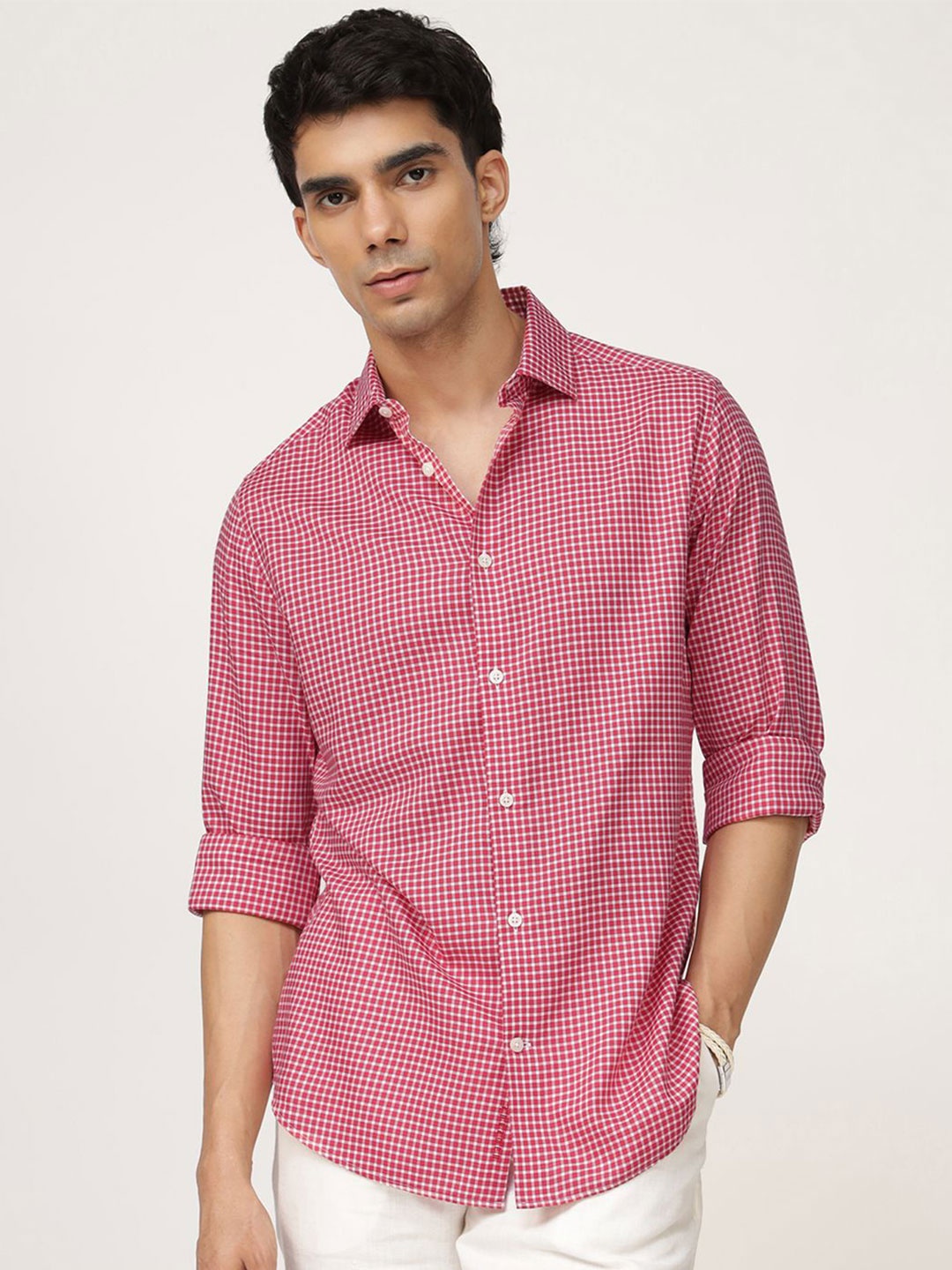 

Andamen Men Premium Slim Fit Gingham Checks Opaque Checked Casual Shirt, Red