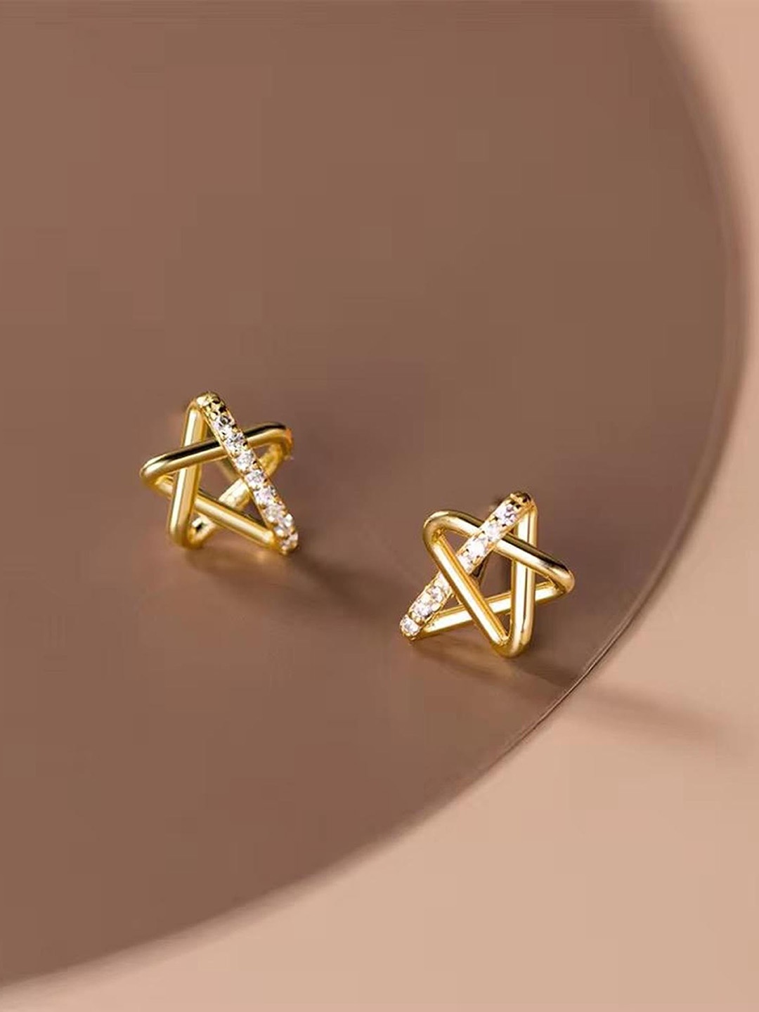 

MADDY SPACE Set Of 4 Gold Plated Artificial Stones Contemporary Studs Earrings