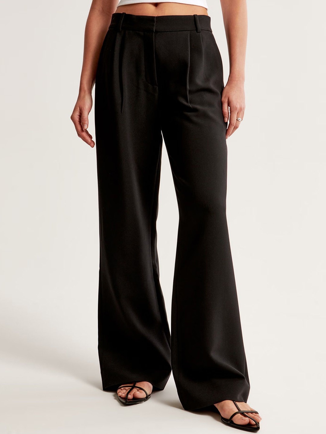 

Chemistry Women High-Rise Wide Leg Trousers, Black