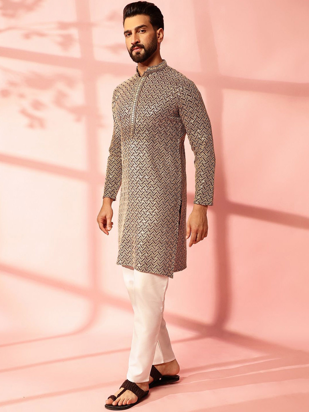 

Anouk Geometric Embellished Sequinned Cotton Straight Kurta, Purple