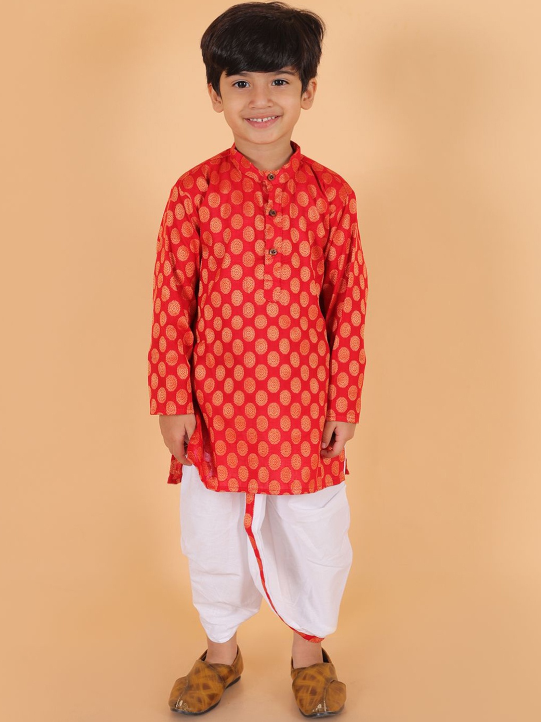 

MoMaa Boys Ethnic Motifs Printed Regular Pure Cotton Kurta with Dhoti Pants, Red