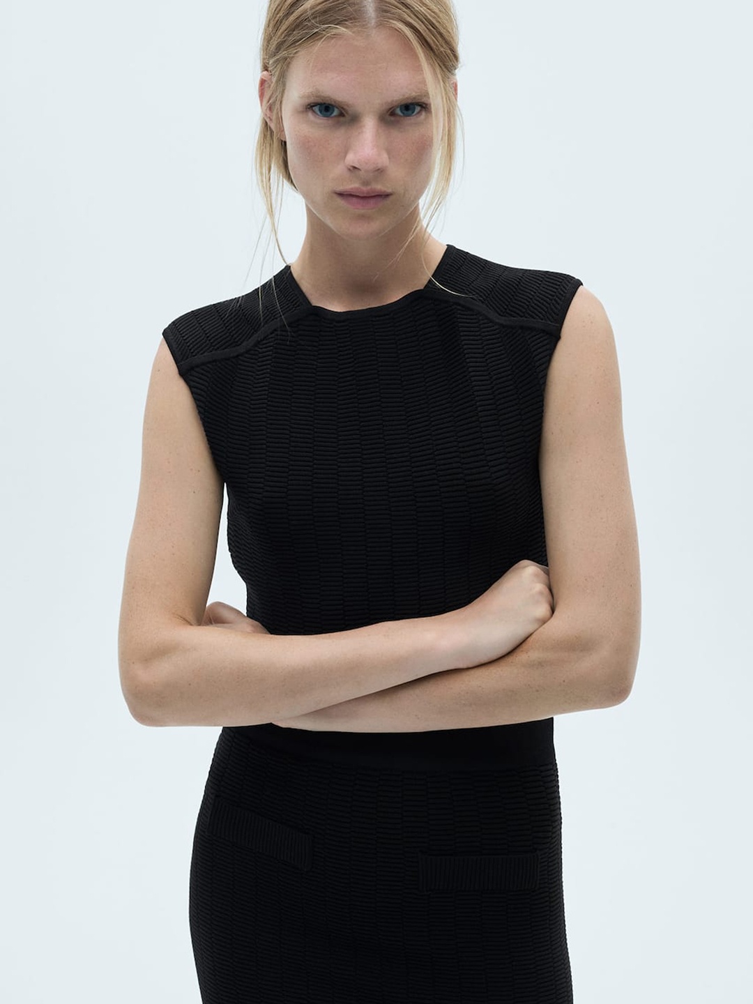 

MANGO Textured Knits Crop Fitted Top, Black