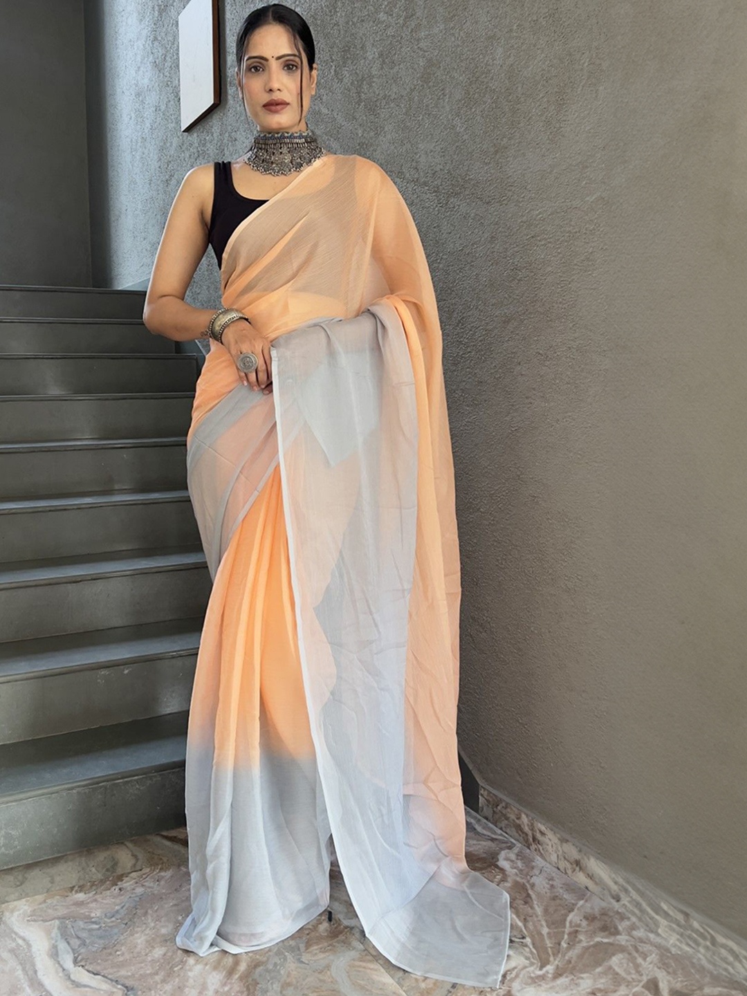 

Rangtulika Ethnics Colourblocked Poly Georgette Saree, Orange