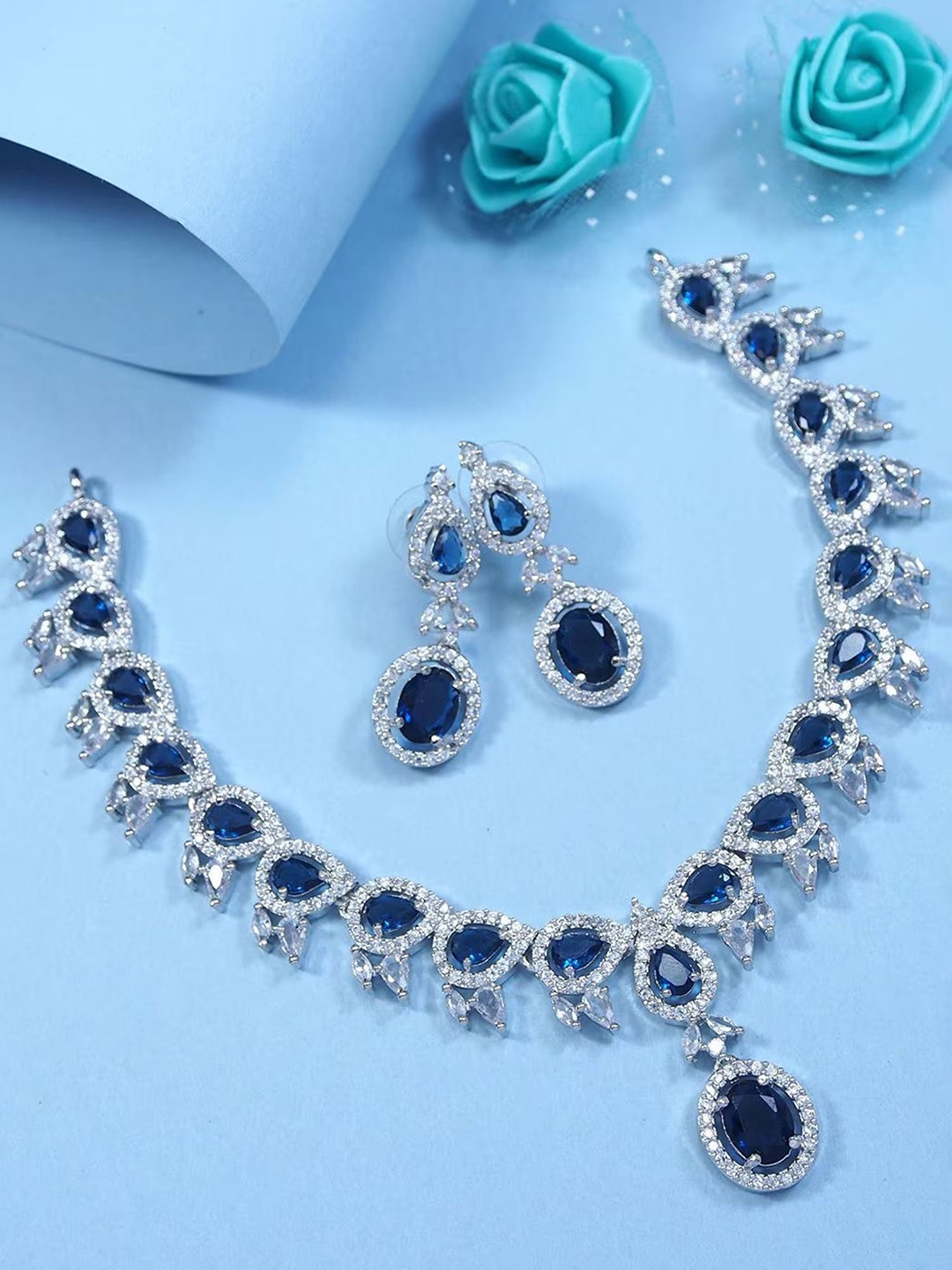 

ROFARWORD Silver-Plated Artificial Stones Studded & Beaded Traditional Jewellery Set