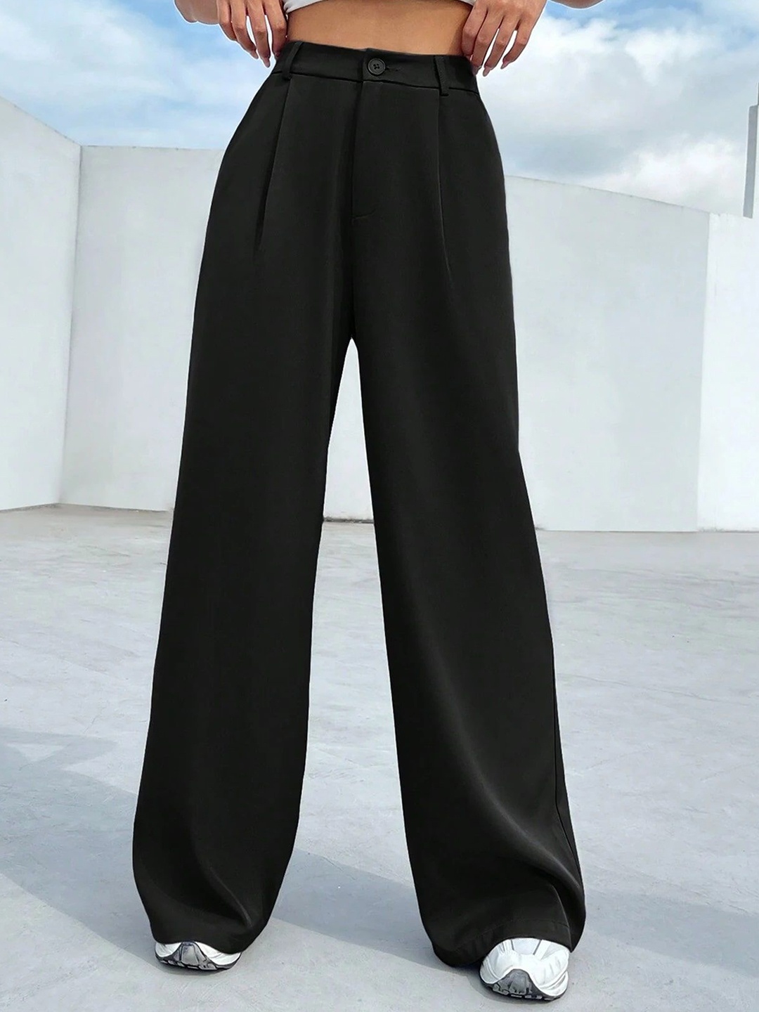 

Chemistry Women High-Rise Wide Leg Trousers, Black