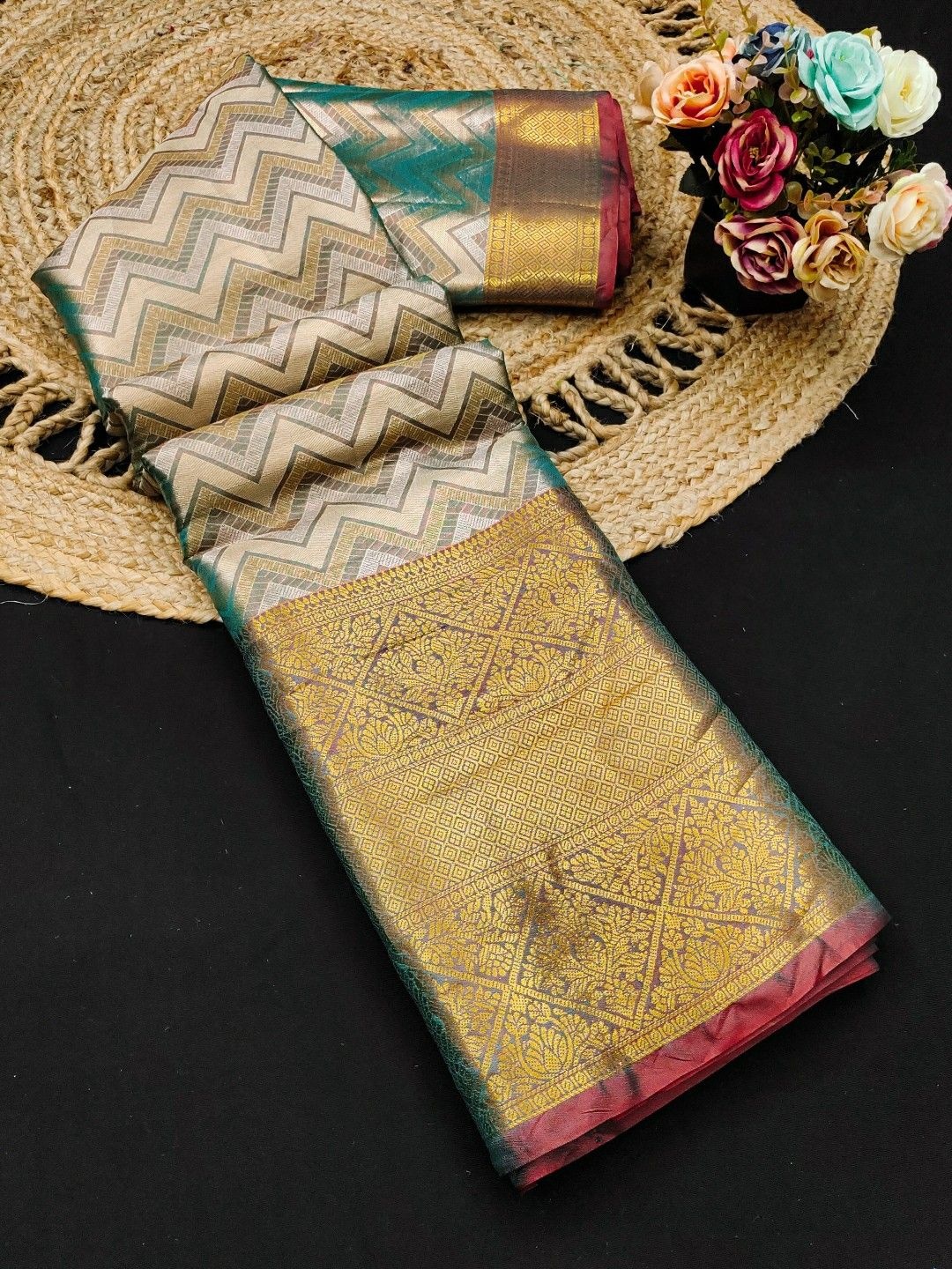 

Mitera Woven Design Zari Pure Silk Kanjeevaram Saree, Sea green