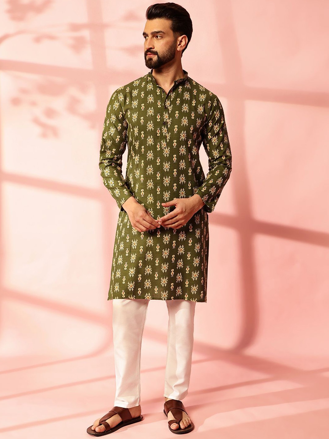 

Anouk Men Paisley Printed Regular Kurta with Pyjamas, Green