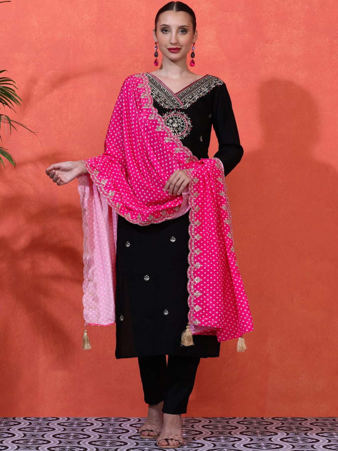 

Sangria Women Sequinned Embroidered Straight Kurta With Trousers & Dupatta, Black