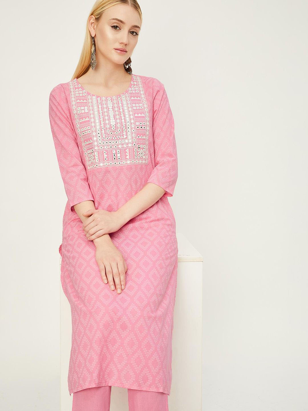 

max Women Printed Regular Kurta with Trousers, Pink