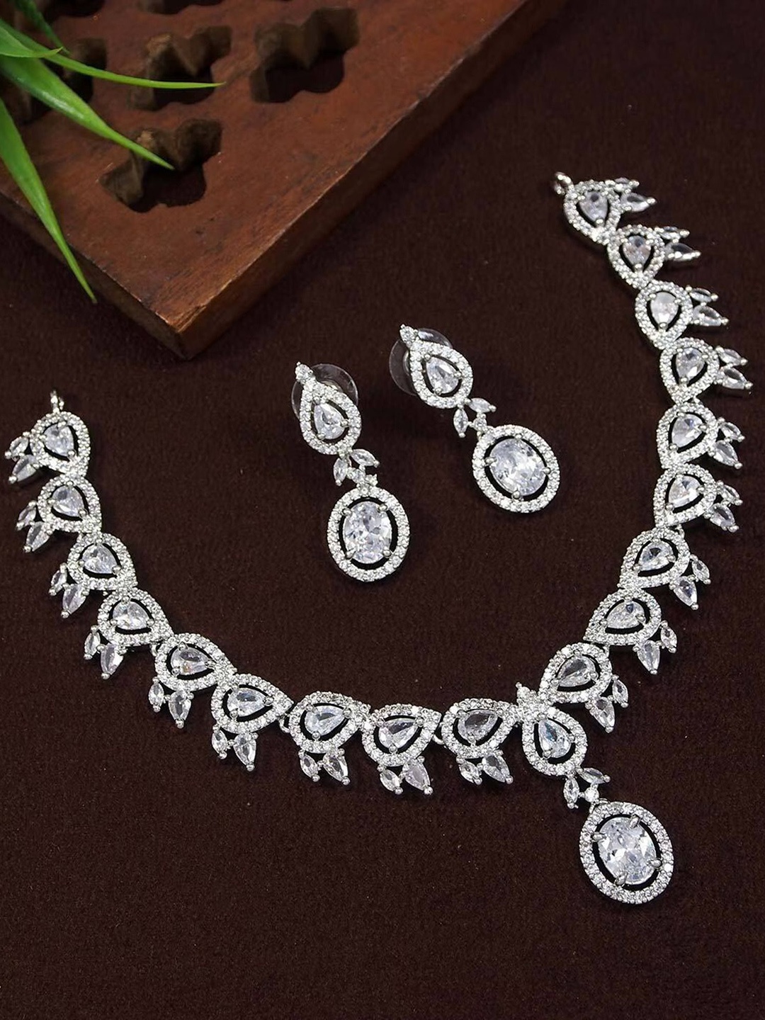 

ROFARWORD Silver-Plated Artificial Stones Studded Jewellery Set