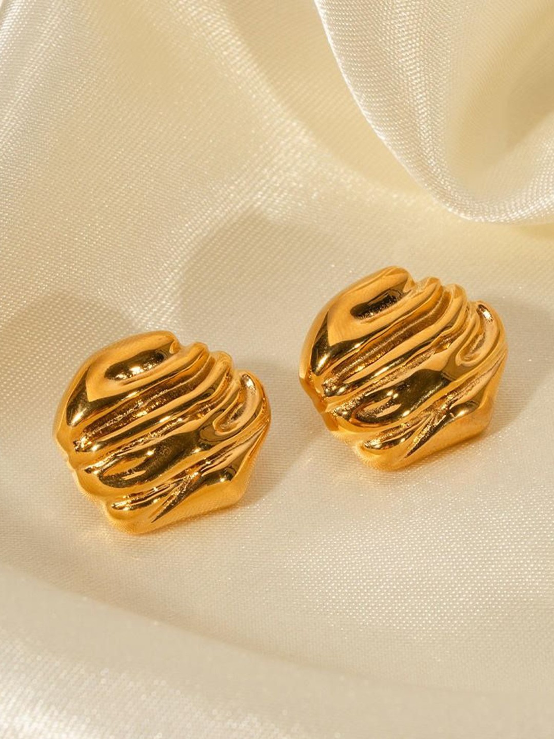 

KRYSTALZ Dainty Stainless Steel Gold-Plated Contemporary Shaped Studs