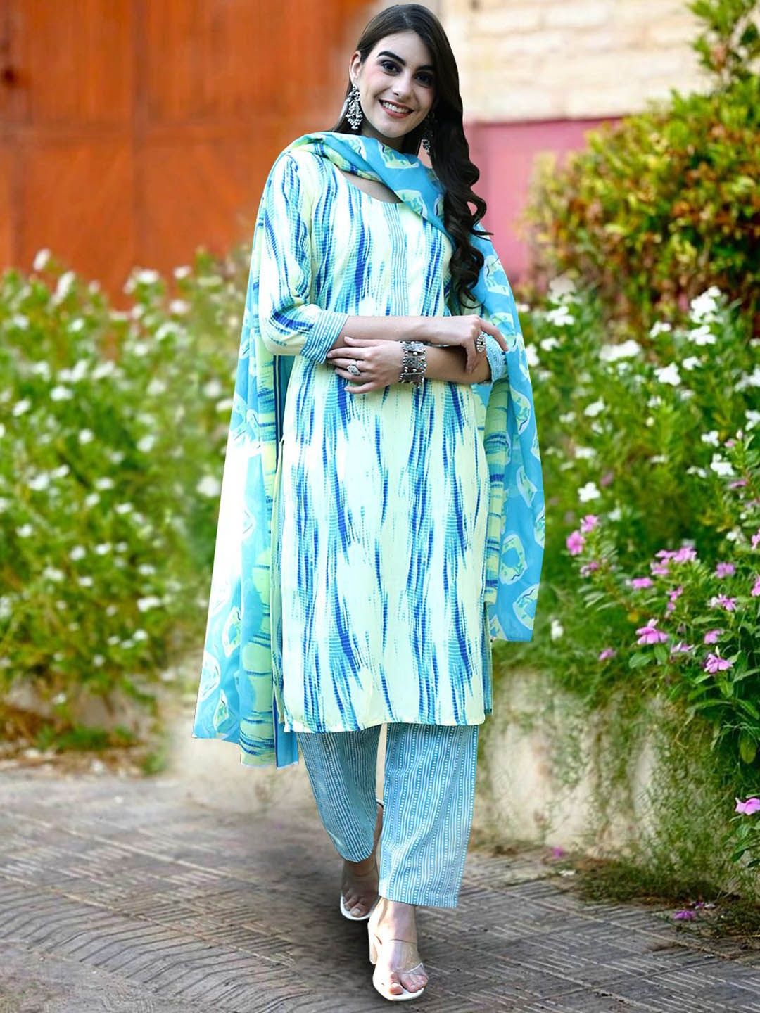 

Moda Rapido Women Ethnic Motifs Printed Regular Pure Cotton Kurta with Trousers & With Dupatta, Blue
