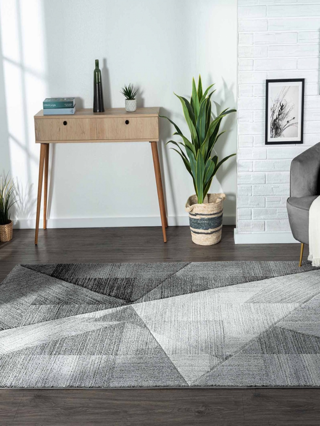 

OBSESSIONS Grey Geometric Anti-Skid Polypropylene Carpet