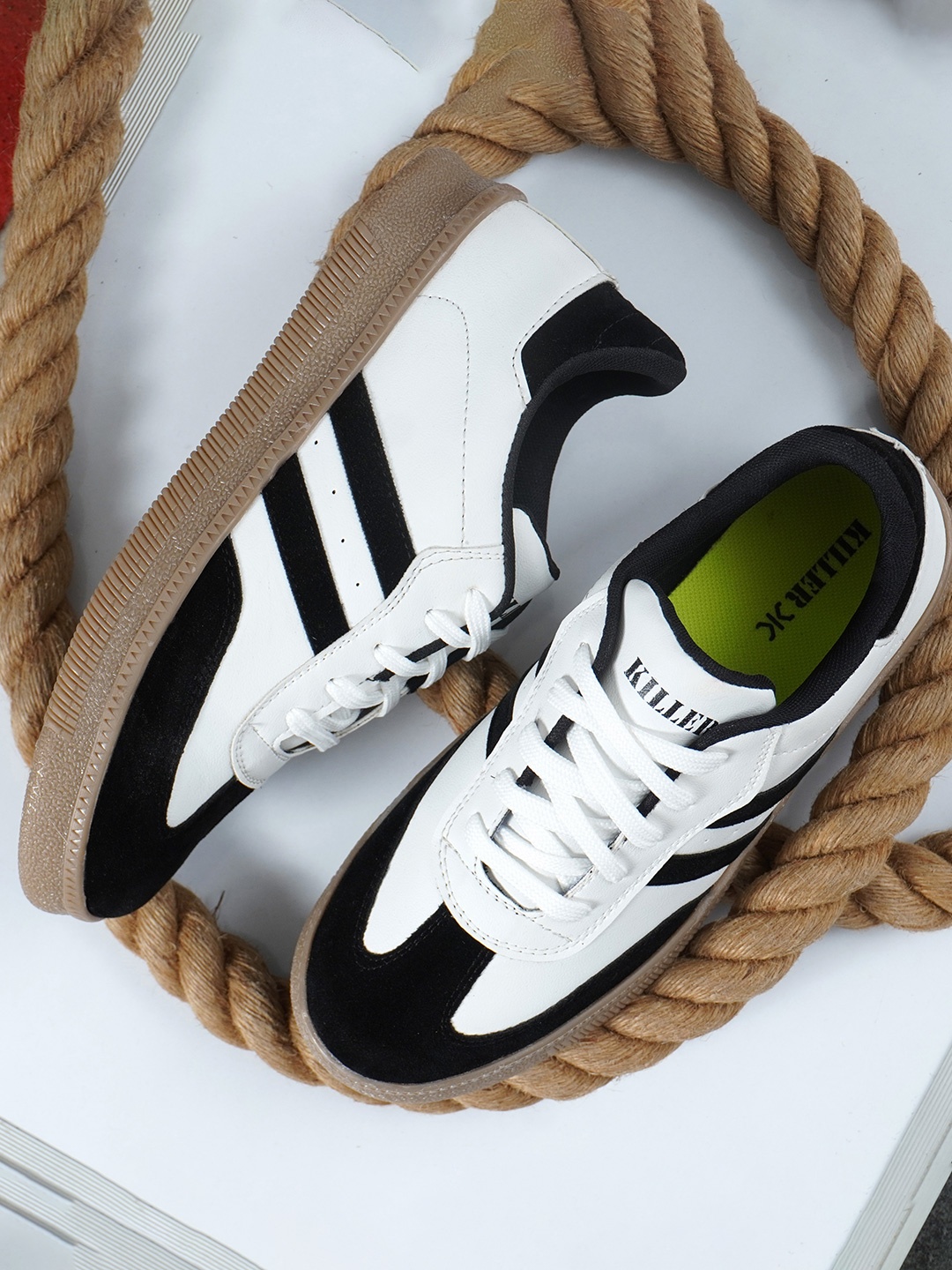 

Killer Men Colourblocked Sneakers, Black