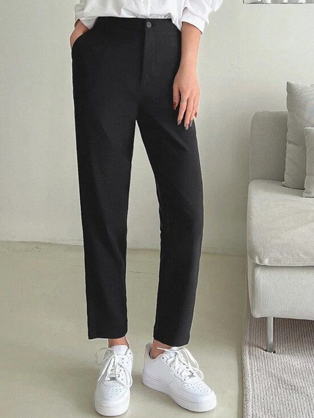 

Chemistry Women High-Rise Slim Fit Trousers, Black