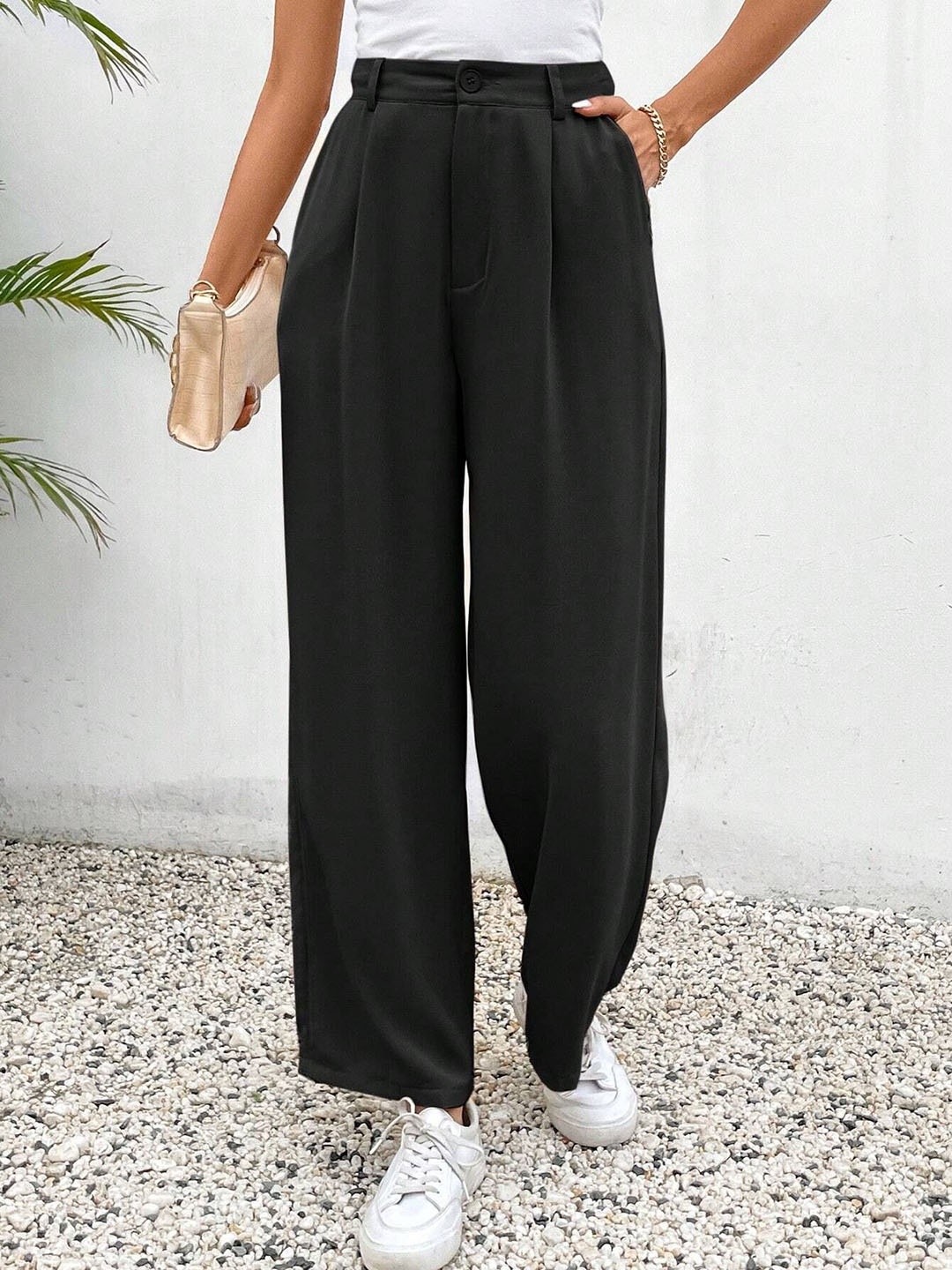 

Chemistry Women High-Rise Wide Leg Trousers, Black