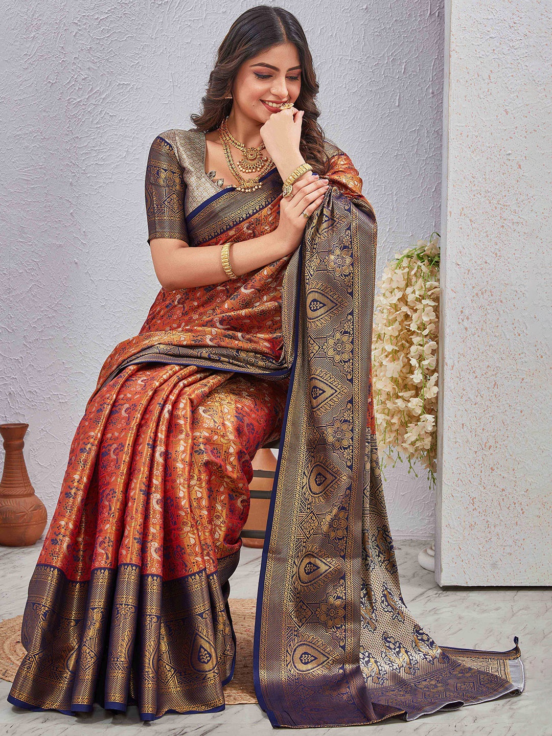 

Tankori Woven Design Zari Silk Blend Dharmavaram Saree, Navy blue