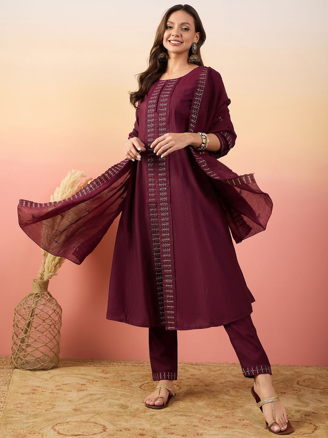 

Sangria Embroidered Straight Kurta With Pyjamas & Dupatta, Maroon