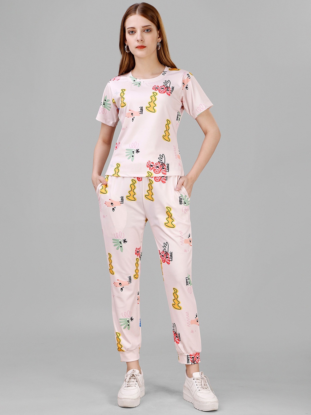 

Vegles Printed Round Neck T-Shirt With Joggers, Pink