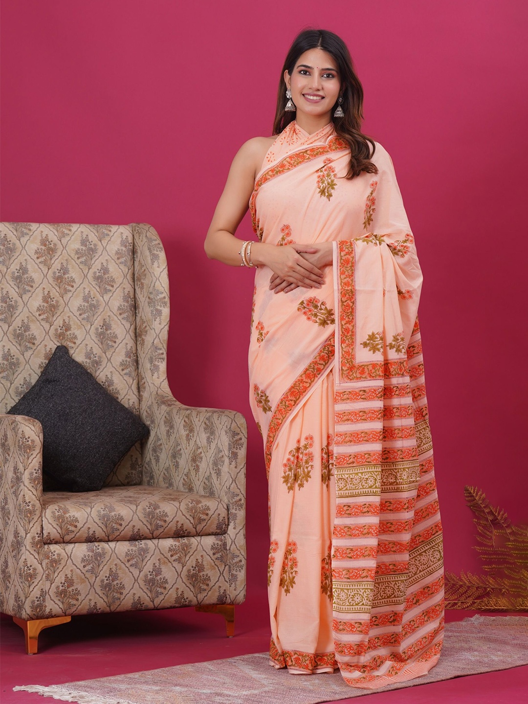 

Shivanya Handicrafts Ethnic Motifs Pure Cotton Block Print Saree, Peach