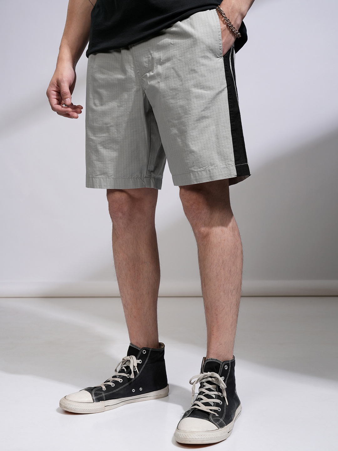 

HIGHLANDER Men Shorts, Grey