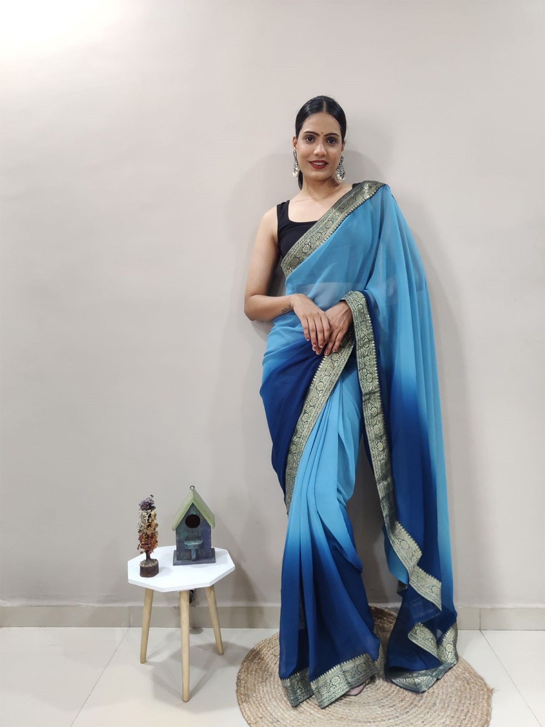 

Rangtulika Ethnics Ombre Zari Poly Georgette Ready to Wear Saree, Blue