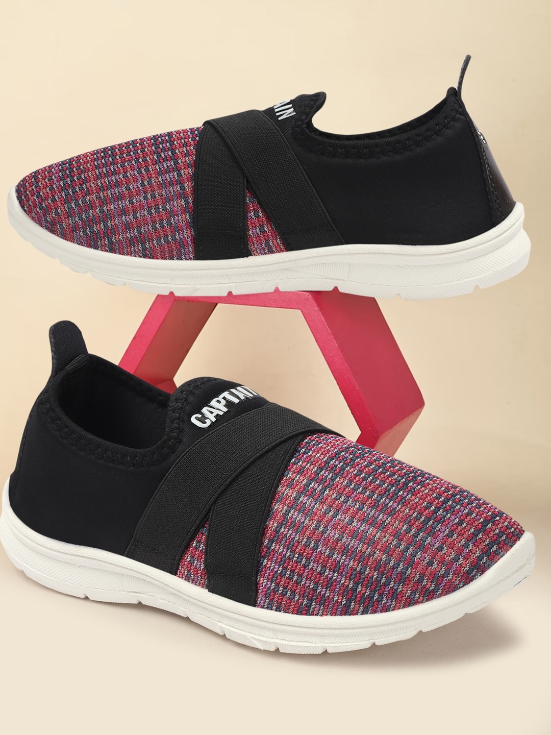 

YK Boys Woven Design Sneakers, Multi