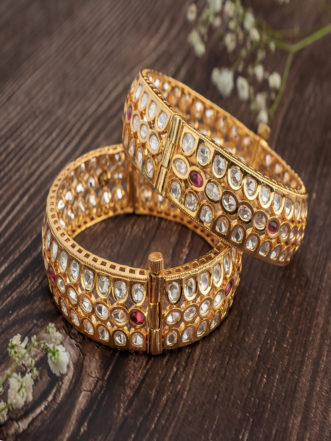 

vivinia BY VIDHI MEHRA Set Of 2 Gold-Plated Kundan Stone Studded Bangles