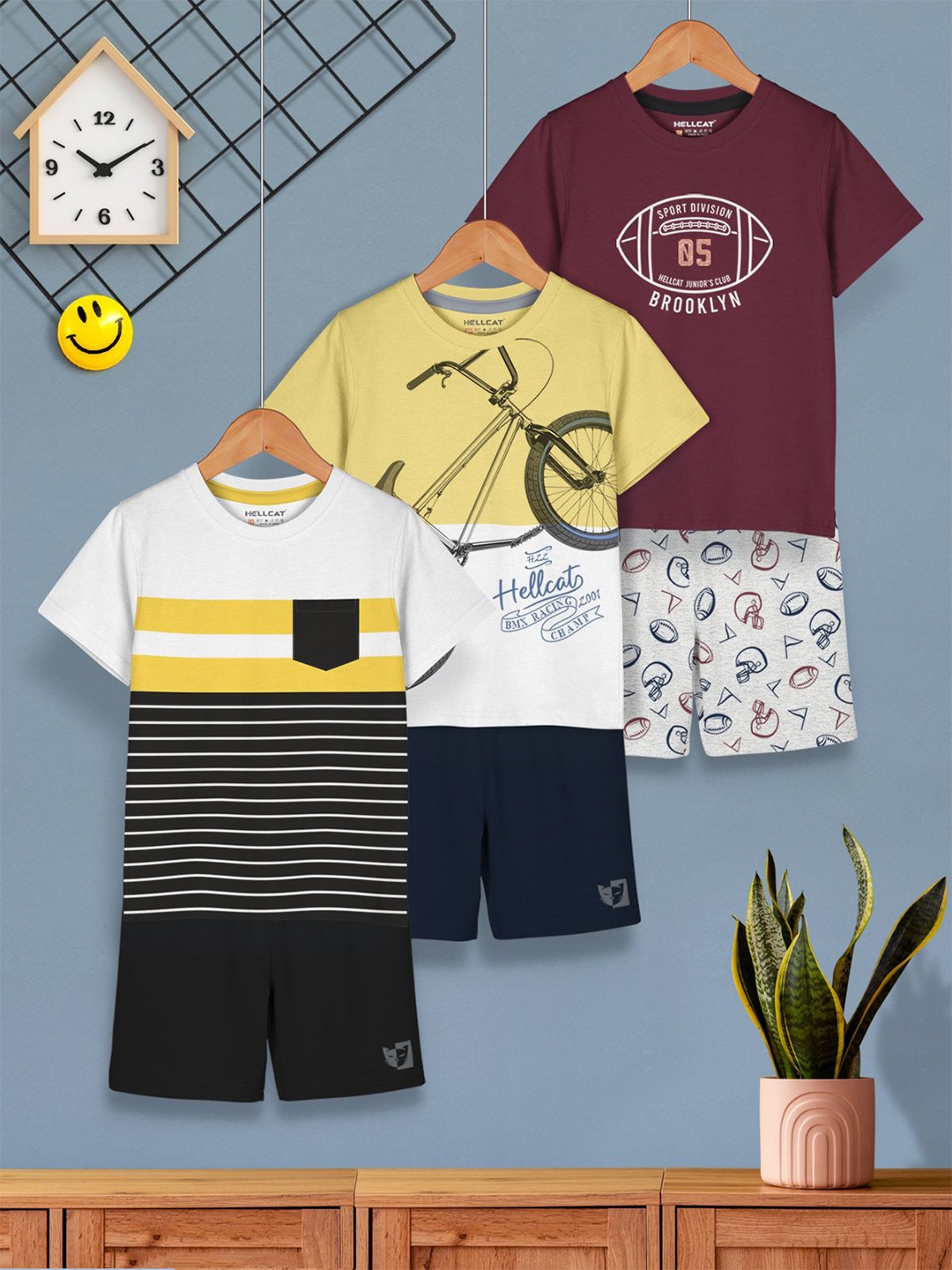 

HELLCAT Boys Printed T-shirt with Shorts, White