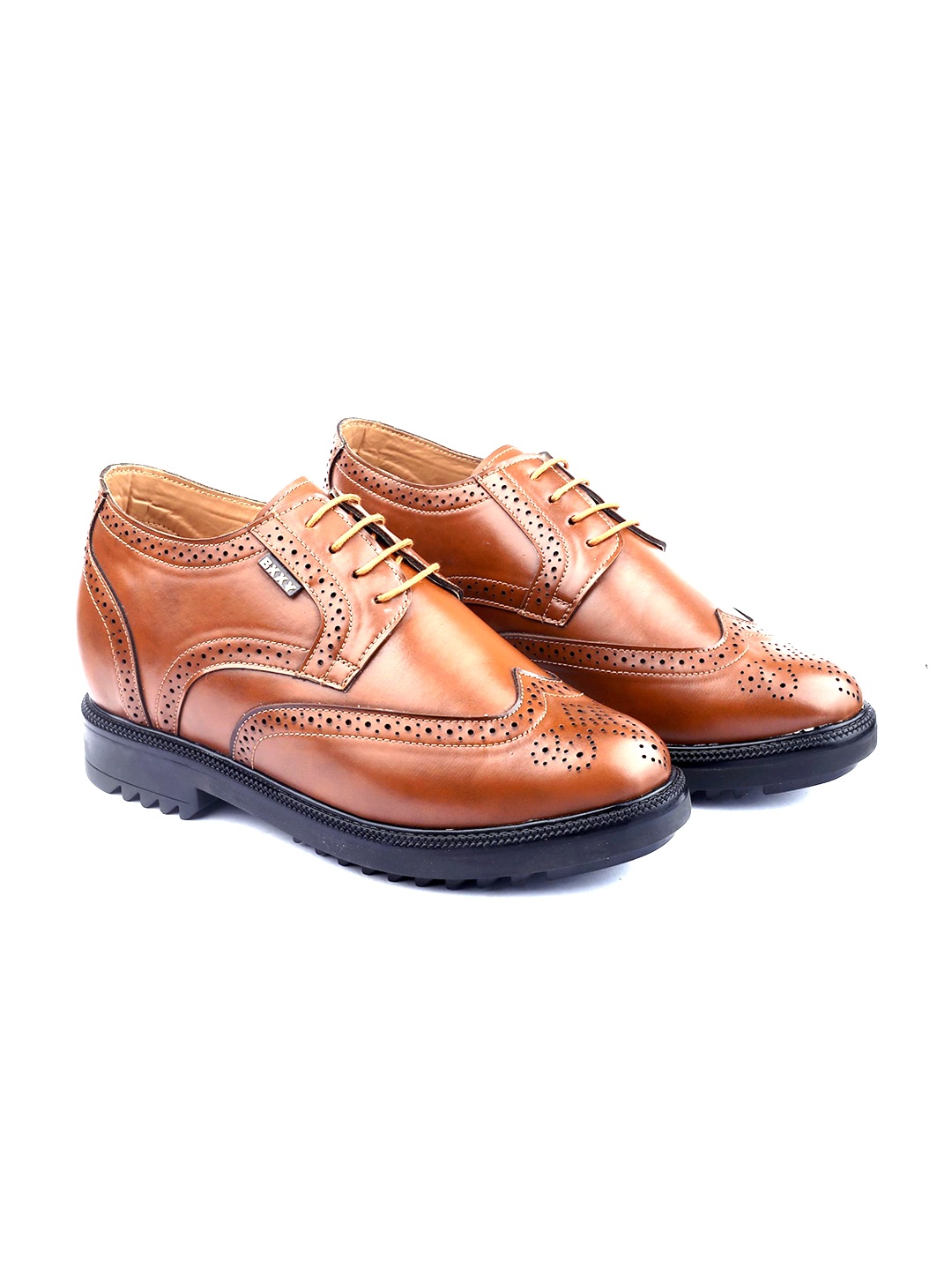 

riffway Men Textured Brogues, Tan