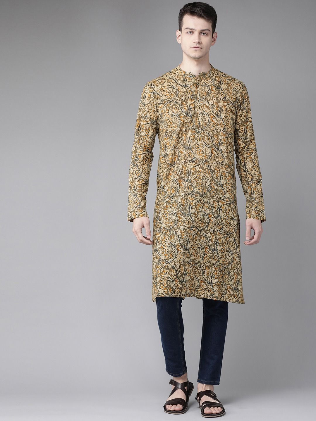 

Fashvio Men Printed Thread Work Handloom Kurta, Beige