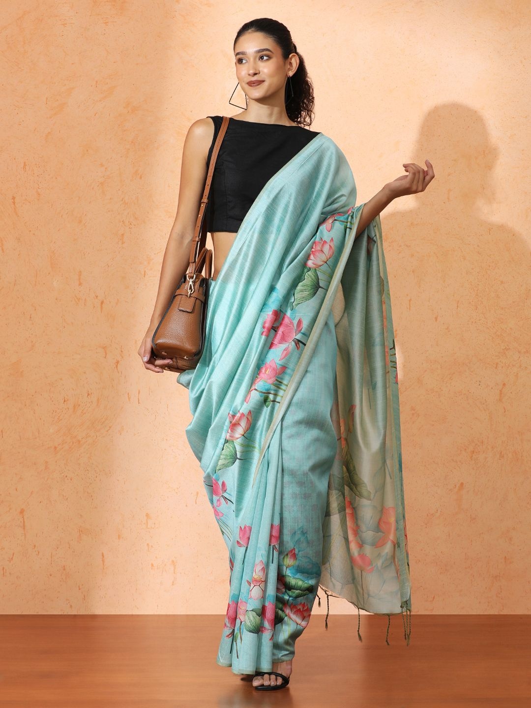 

Jaipur Kurti Floral Silk Blend Saree, Blue