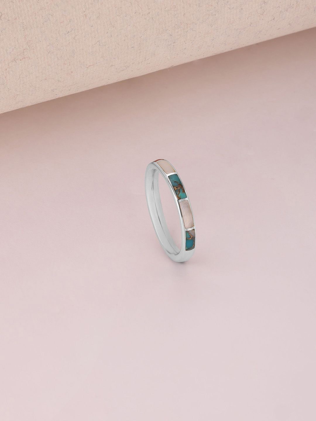 

Mia by Tanishq 925 Sterling Silver Opal Stone & Mother of Pearl Studded Magic Finger Ring