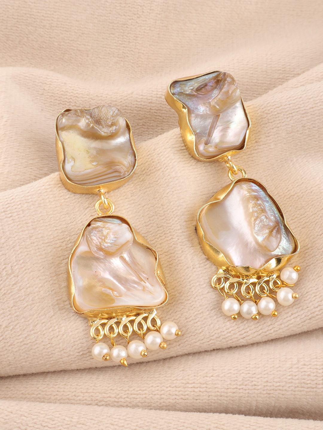 

Ozanoo Gold Plated Mother Of Pearl Studded Contemporary Drop Earrings