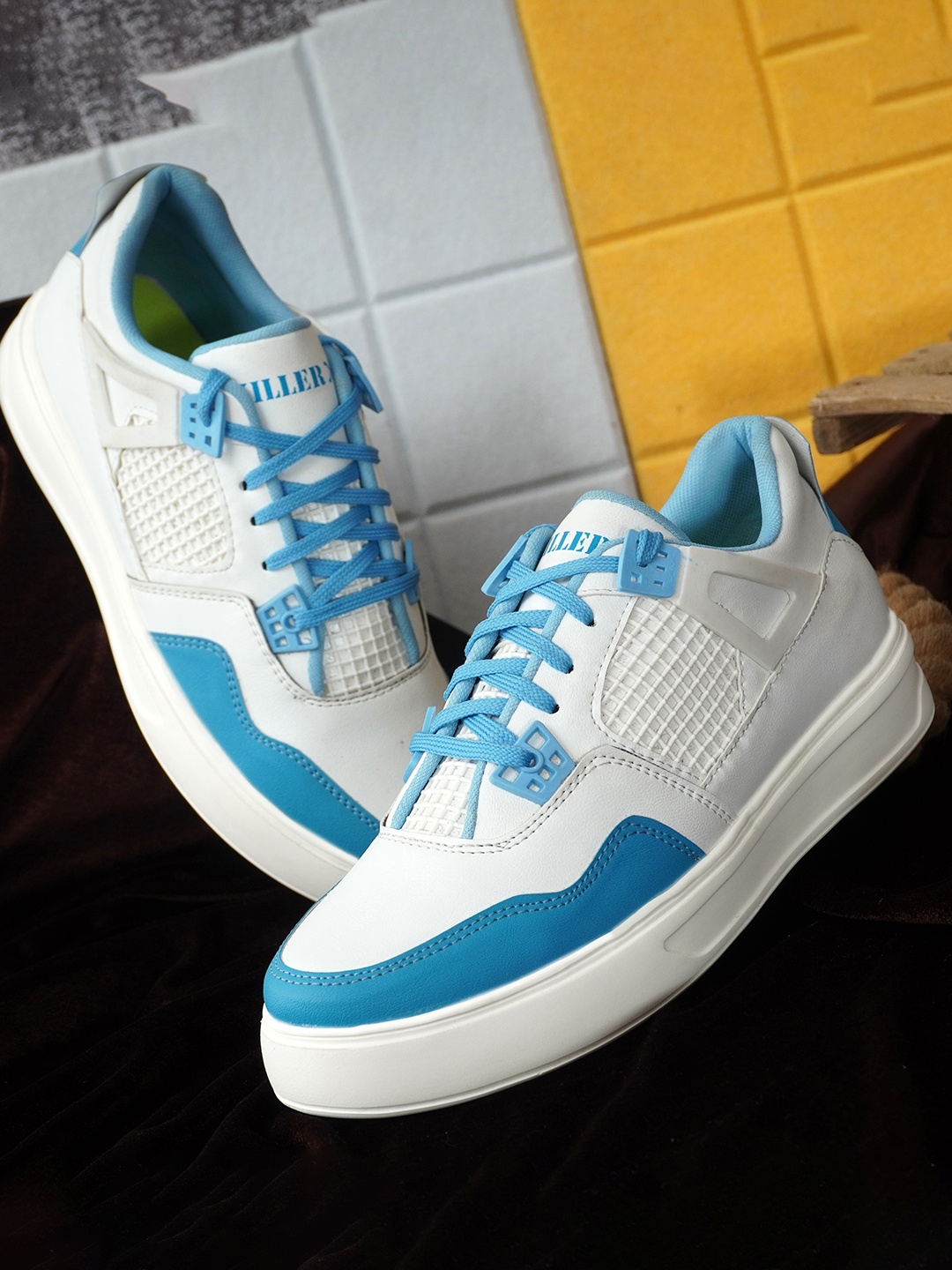 

Killer Men Colourblocked Sneakers, Blue