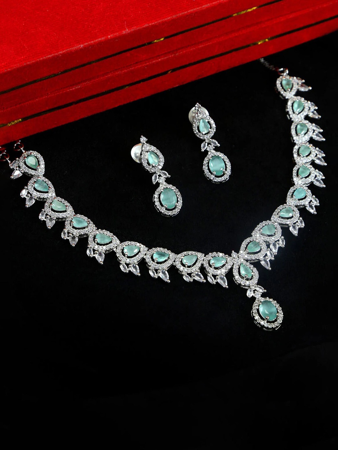 

ROFARWORD Silver-Plated Stone Studded Jewellery Set