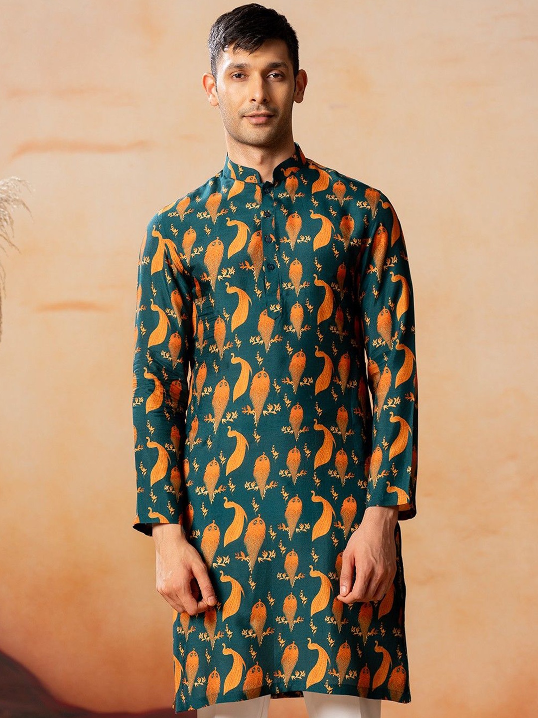 

HILO DESIGN Peacock Printed Mandarin Collar Pure Cotton Straight Kurta, Green