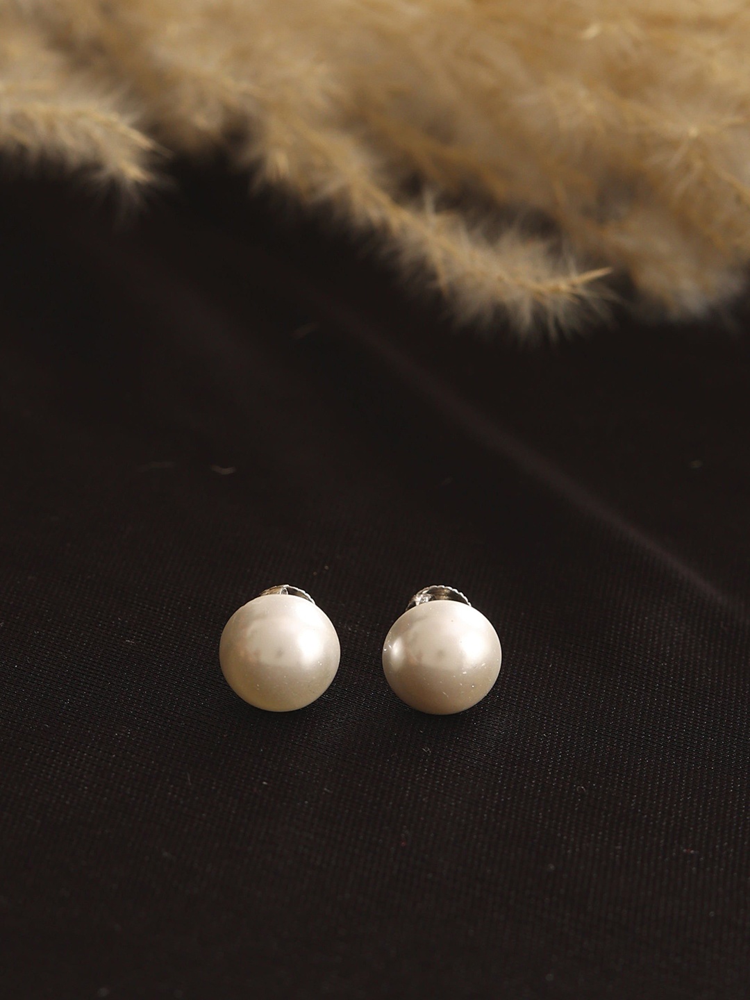 

KIORAH Sterling Silver-Plated Pearl Beaded Circular Shaped Studs