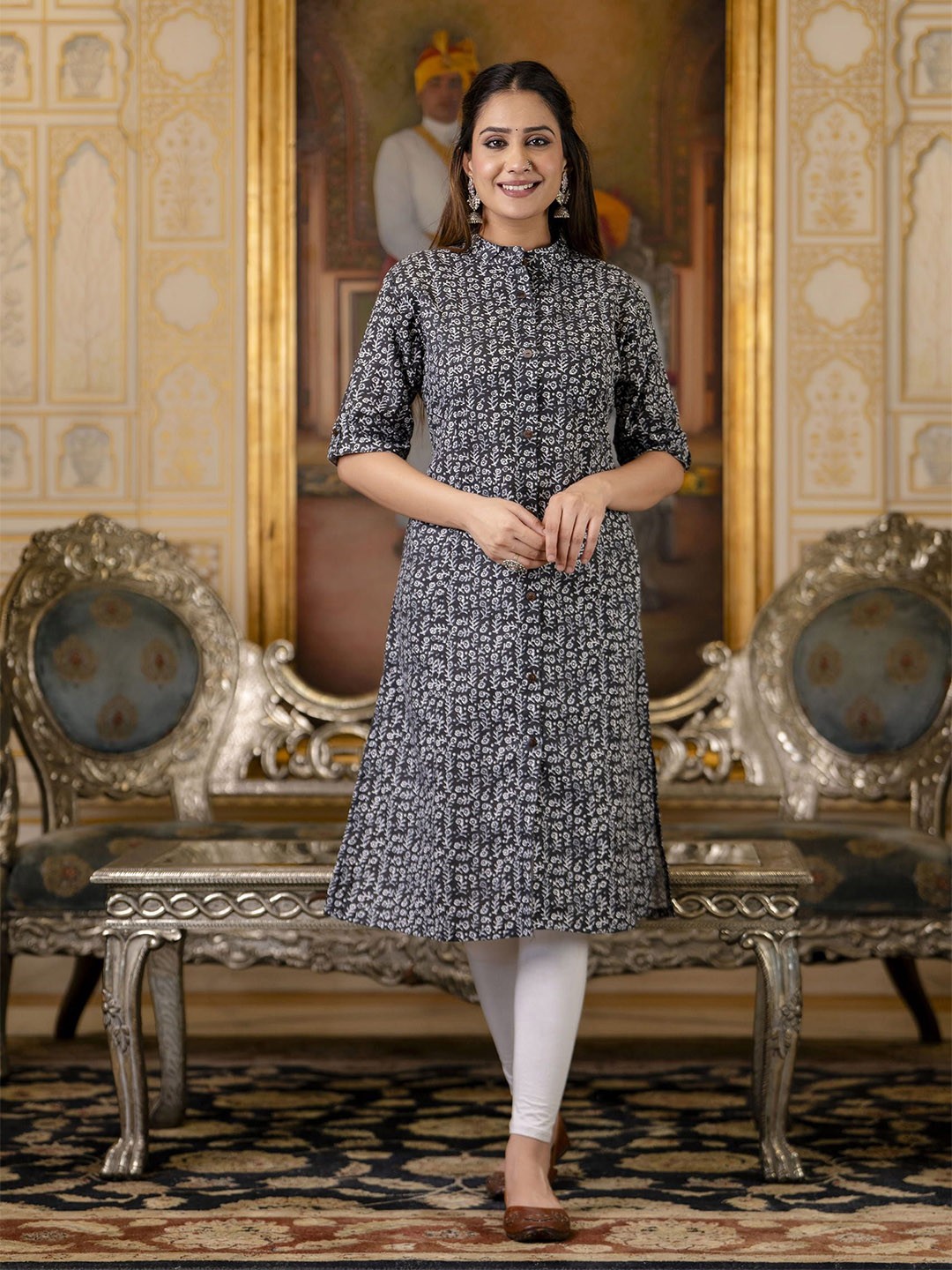 

TRIVEDI Floral Printed Kurta, Black