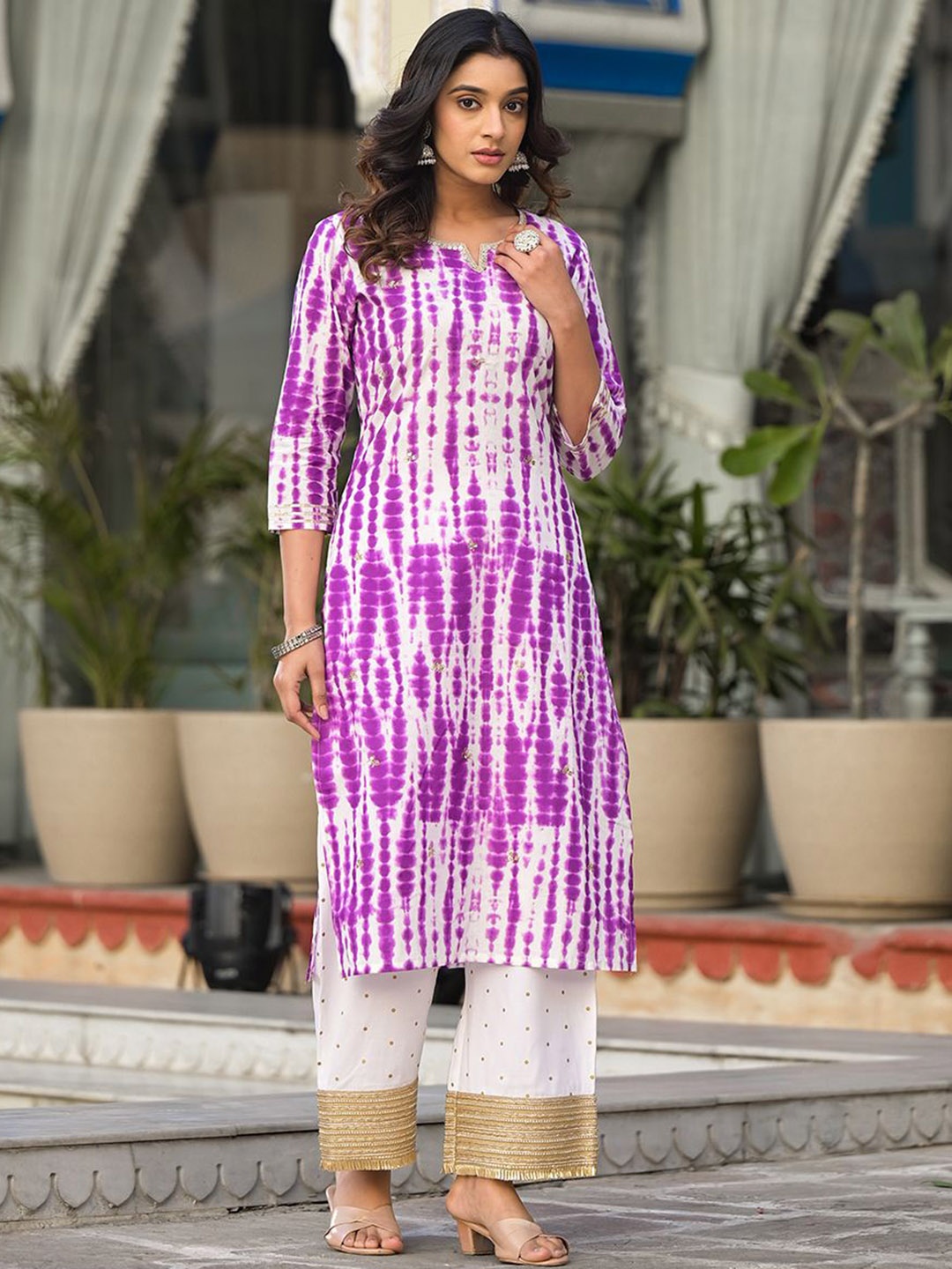 

KSUT Abstract Dyed Notch Neck Three-Quarter Sleeves Sequinned Pure Cotton Straight Kurta, Purple