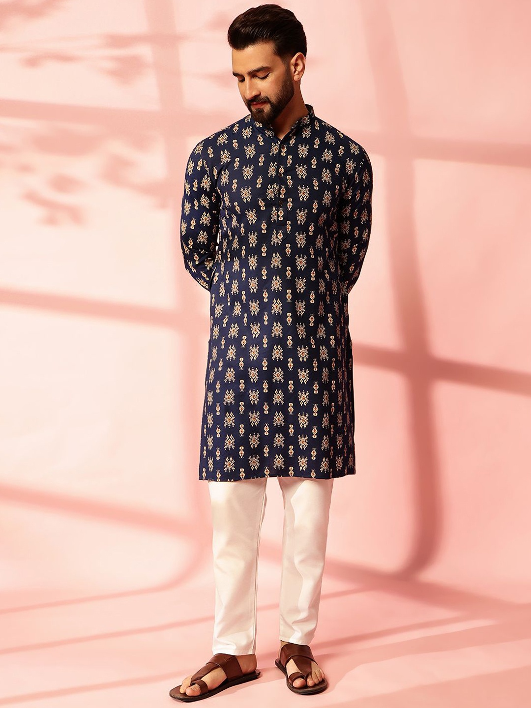 

Anouk Men Paisley Printed Regular Kurta with Pyjamas, Navy blue