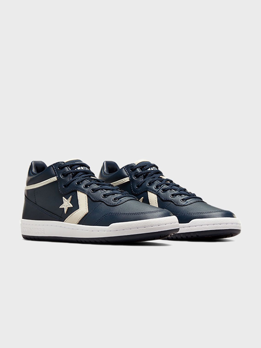 

Converse Unisex Leather Sneakers, Navy blue
