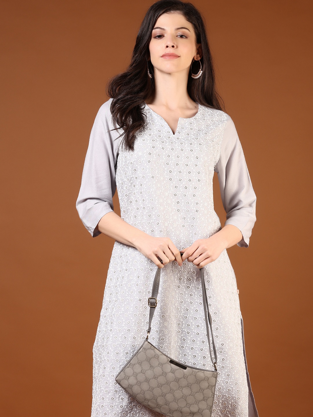 

V-Mart Women Ethnic Motifs Embroidered Thread Work Kurta, Grey