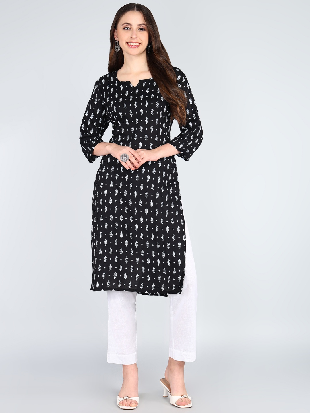 

Tviksha Fashion Women Ethnic Motifs Printed Sequinned Kurta, Black